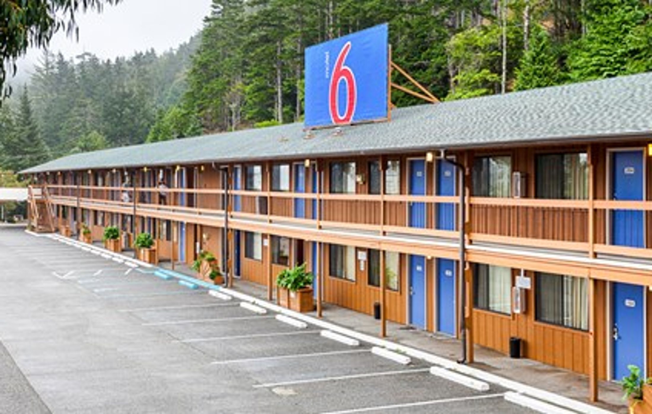 Motel 6 Gold Beach, OR