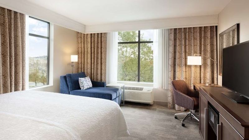 Photo of Hampton Inn & Suites Seattle/Renton