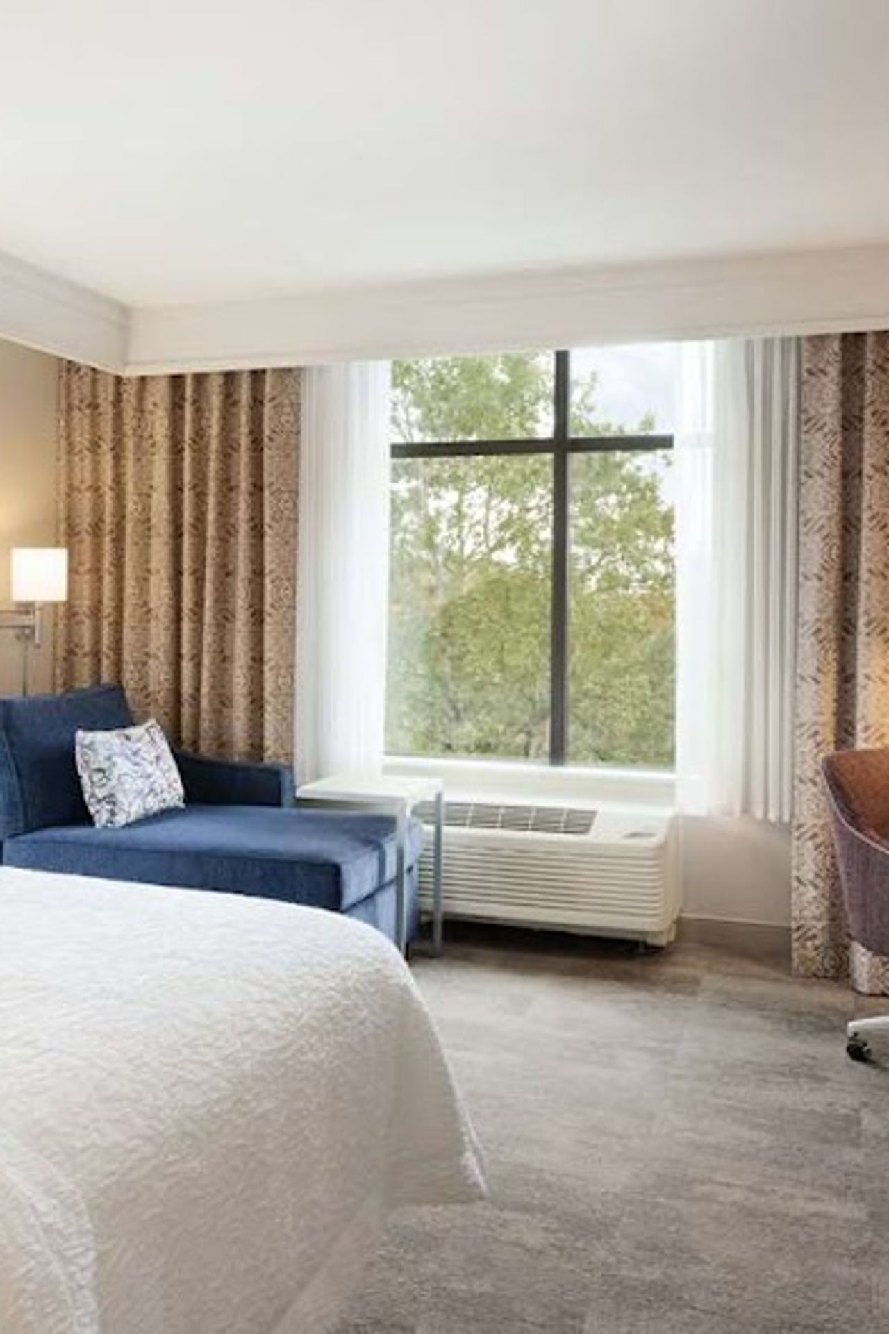 Photo of Hampton Inn & Suites Seattle/Renton