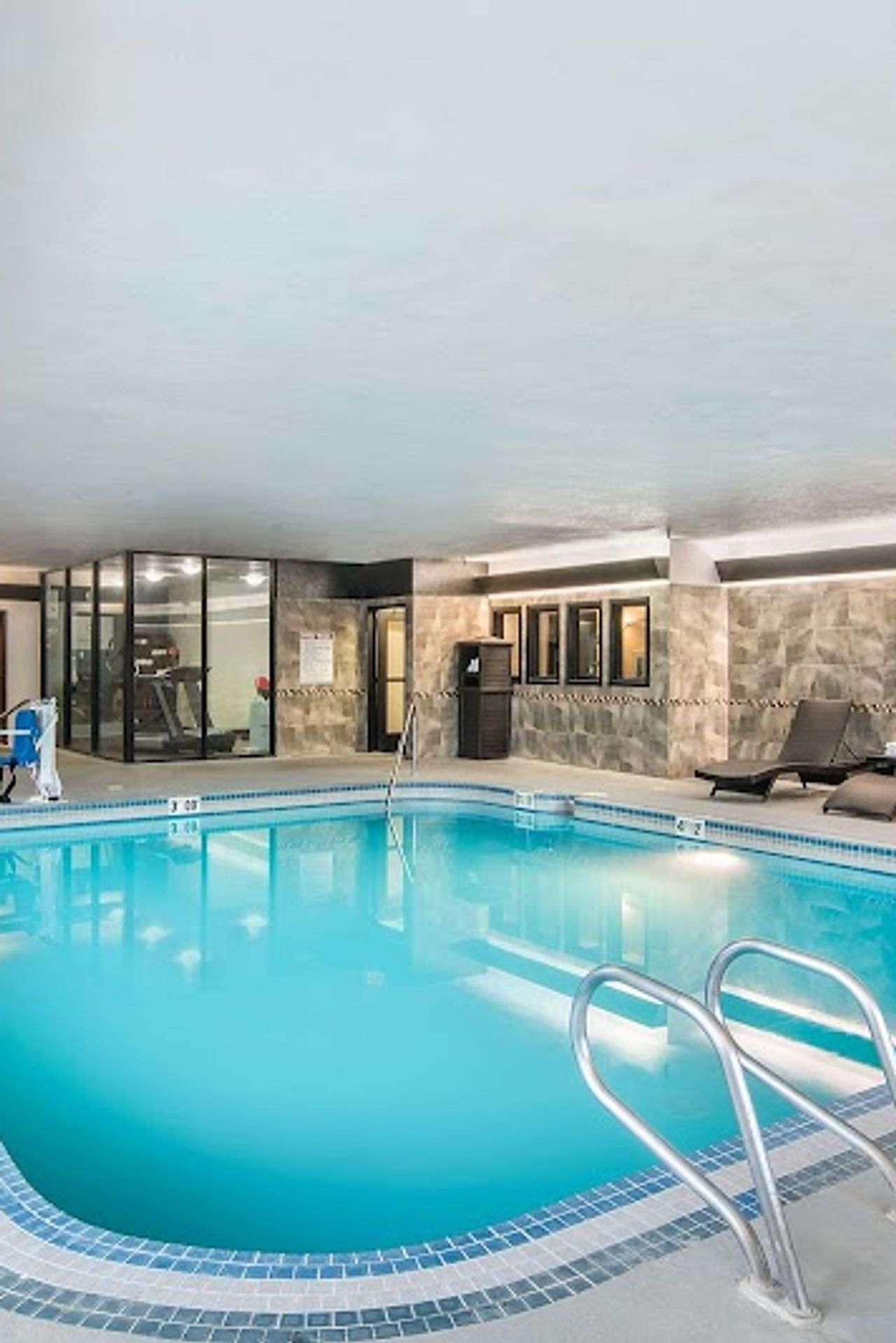 Photo of Comfort Suites Near Vancouver Mall