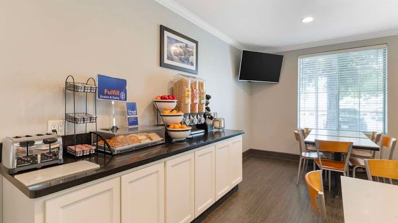 Photo of Best Western Visalia Hotel