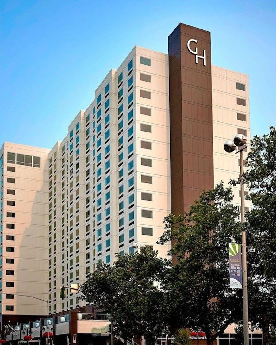 The Davenport Grand, Autograph Collection
