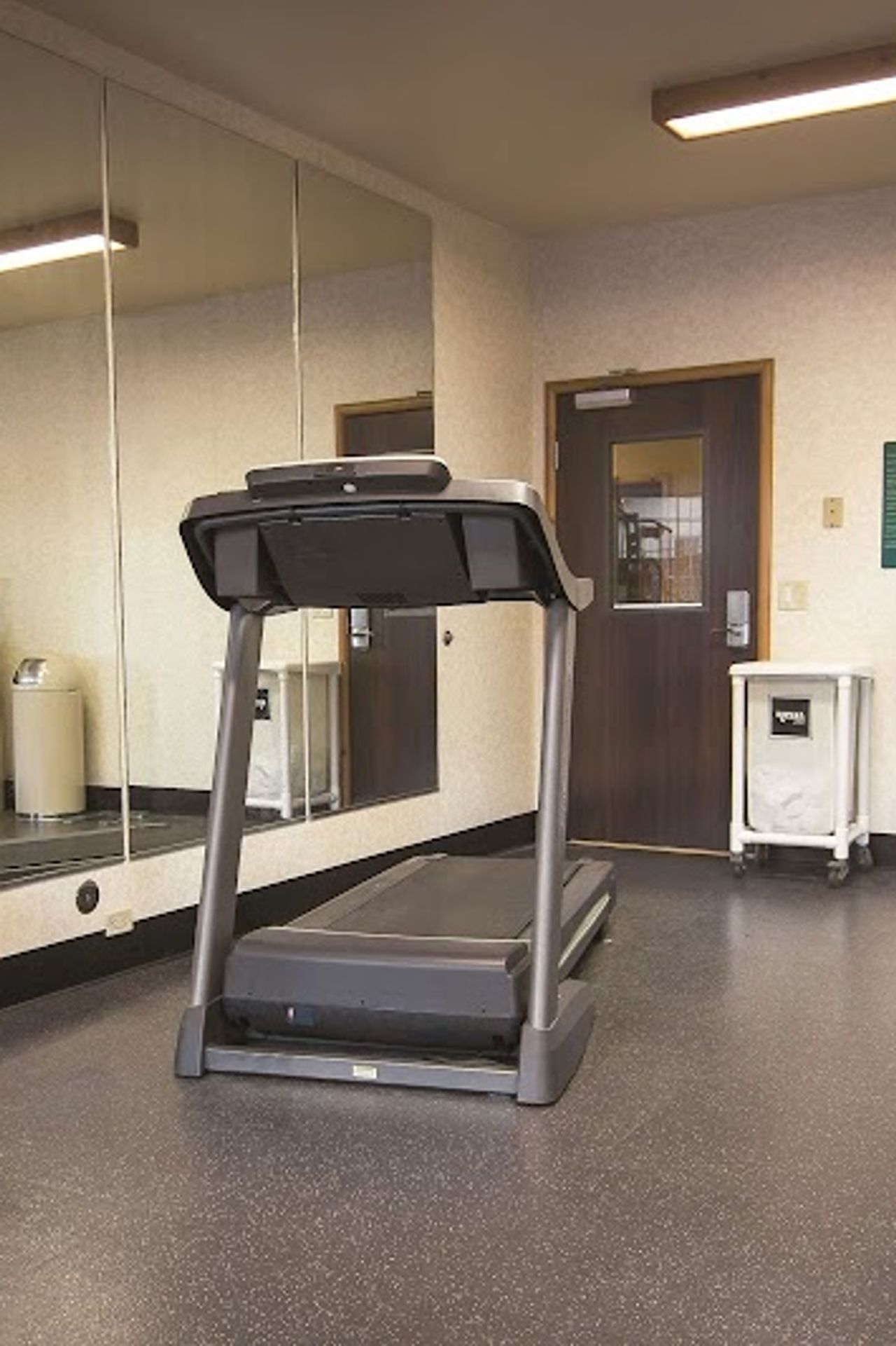 Photo of La Quinta Inn & Suites by Wyndham Eugene - Fitness Center