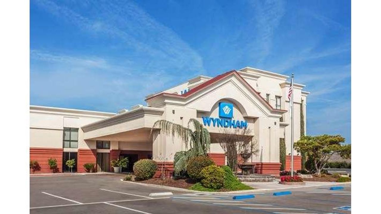 Photo of Wyndham Visalia