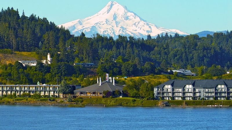 Photo of Best Western Plus Hood River Inn