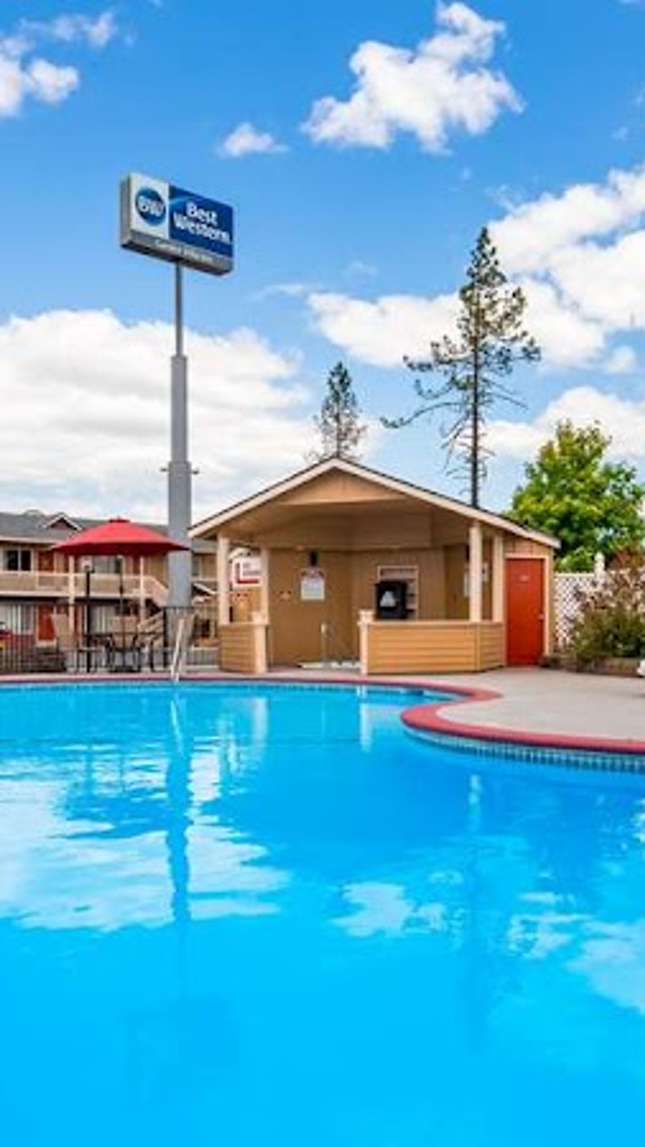Photo of Best Western Garden Villa Inn
