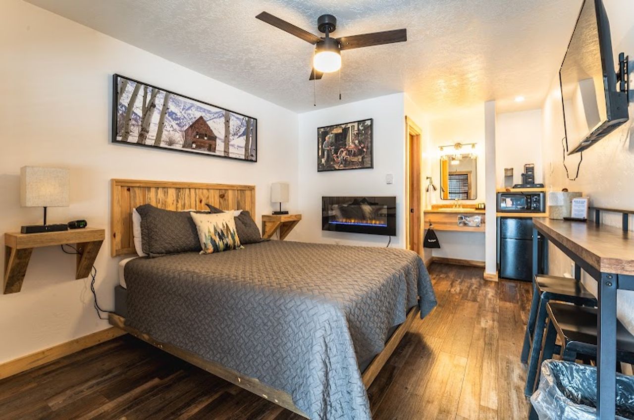 Photo of Alpine Lodge Motel and RV