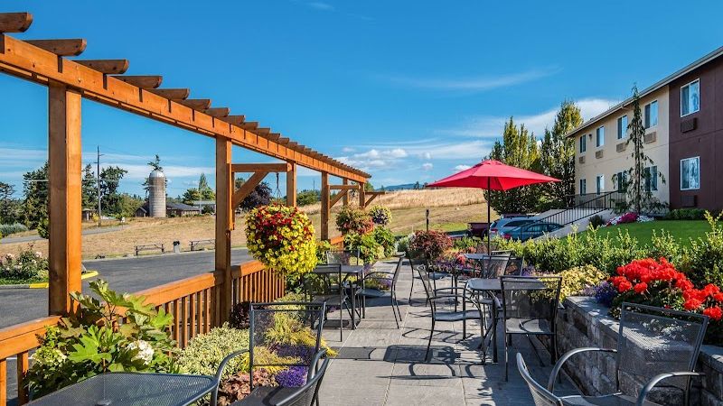 Photo of Red Lion Inn & Suites Sequim