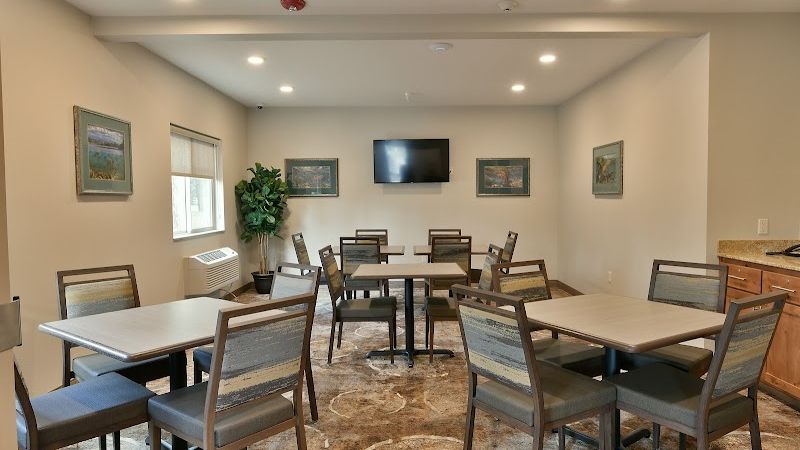 Photo of GrandStay Hotel & Suites Sisters