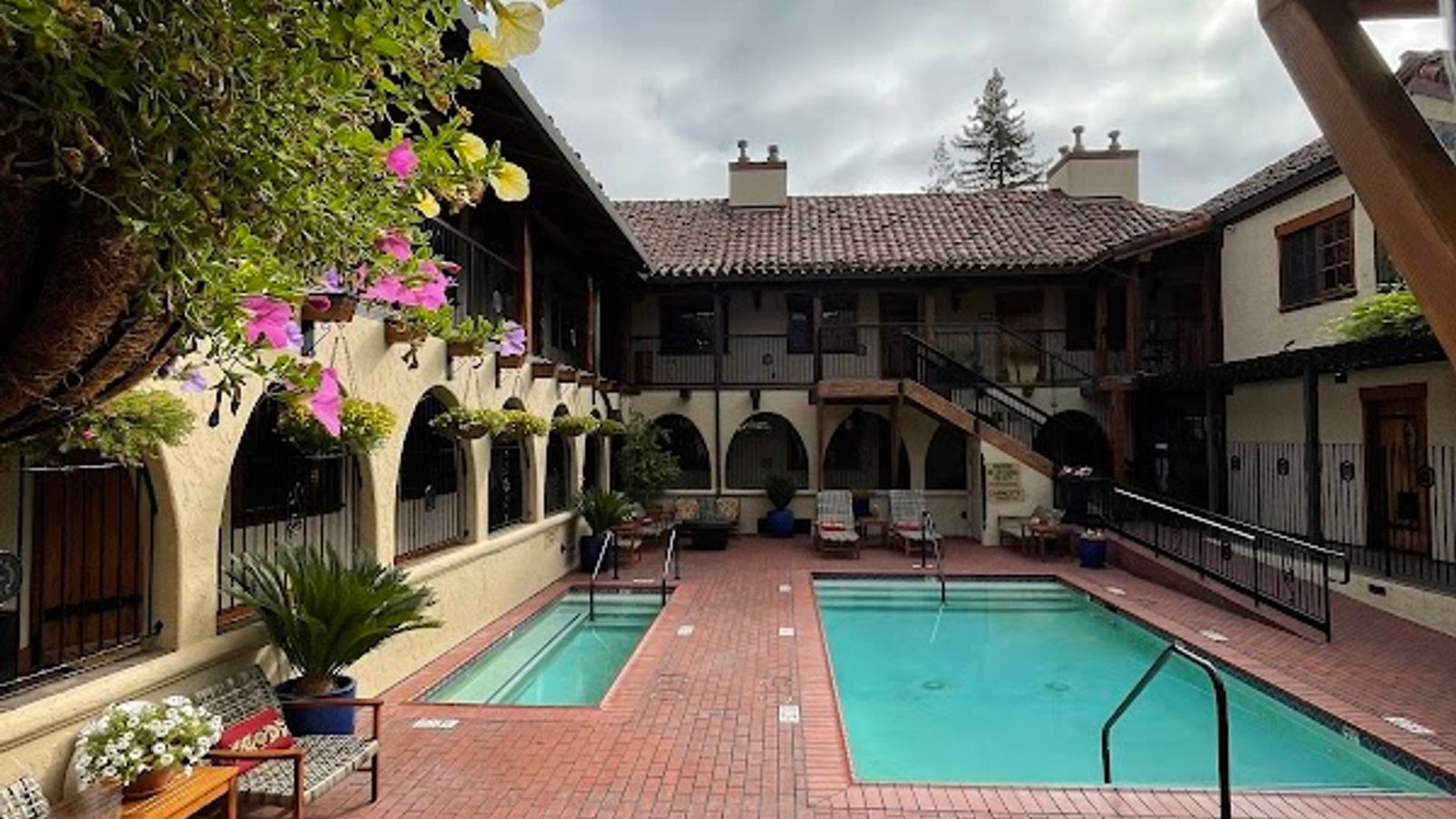 Photo of Rancho Caymus Inn