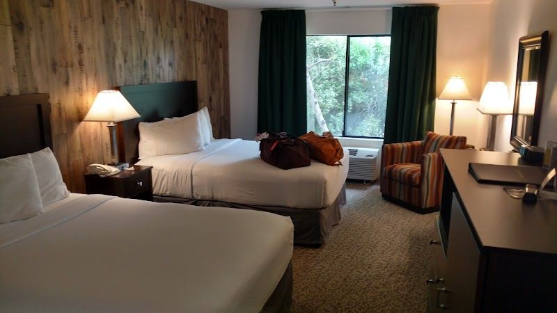Photo of Mission Inn & Suites - Room