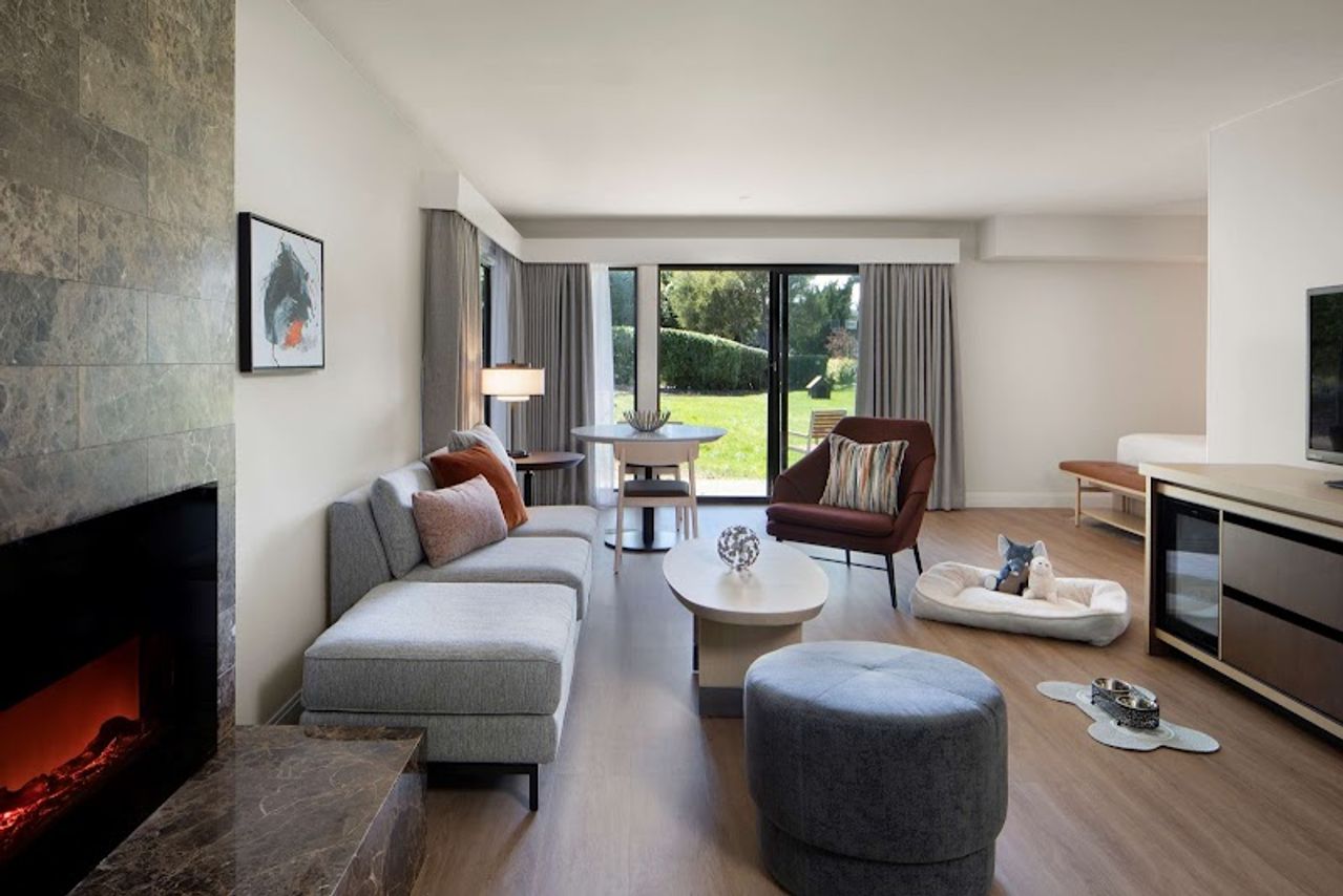 Photo of Hyatt Regency Monterey Hotel and Spa on Del Monte Golf Course - Suite, Living room