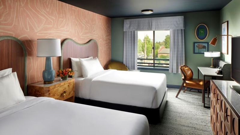 The Marcus Whitman Hotel & Conference Center - Room, 2 Queen Beds