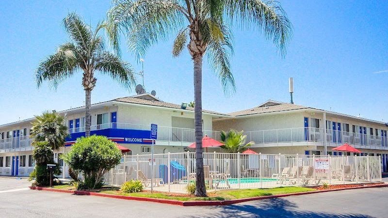 Photo of Motel 6 Tulare, CA