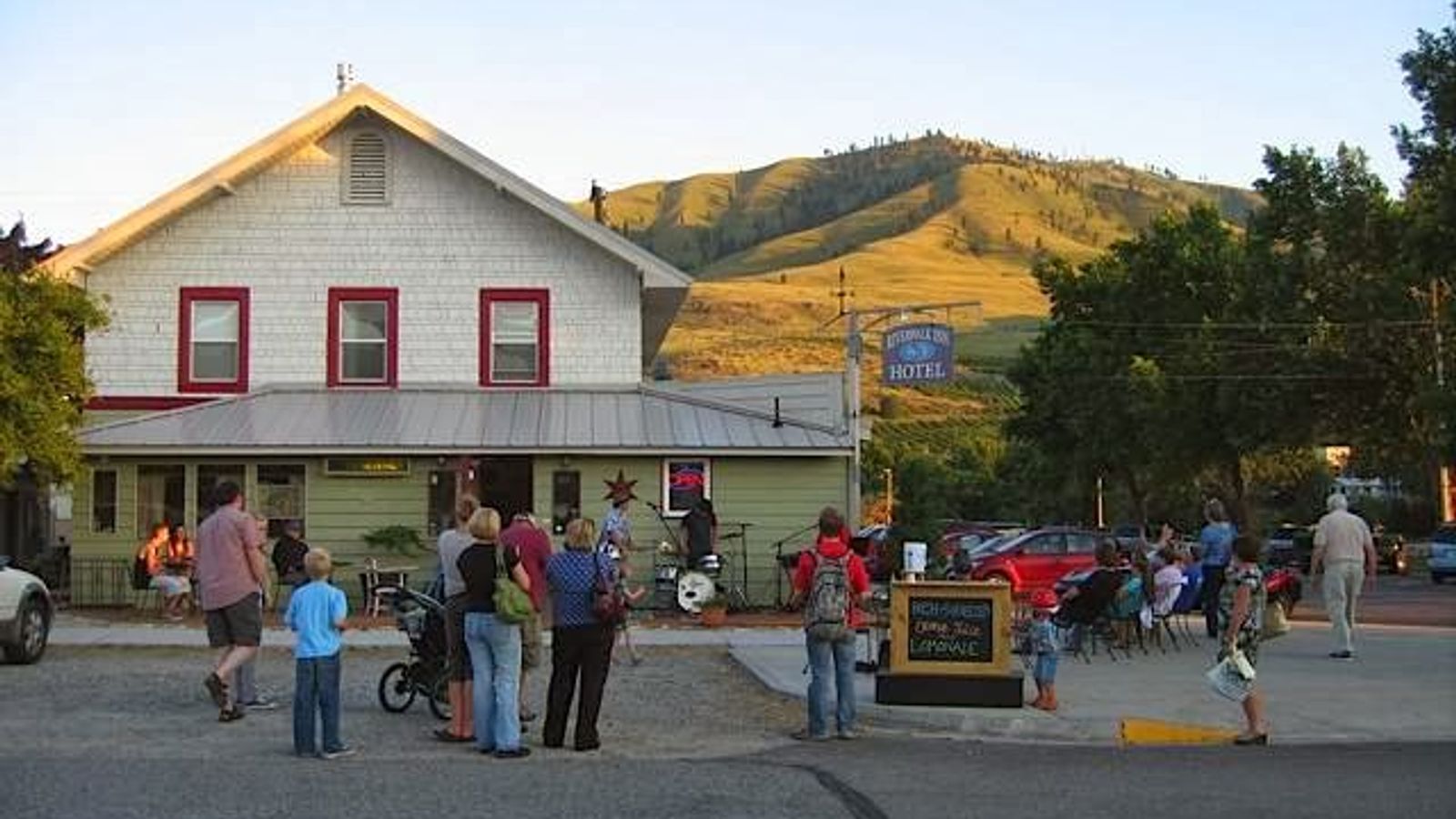 Photo of Riverwalk Inn & Cafe