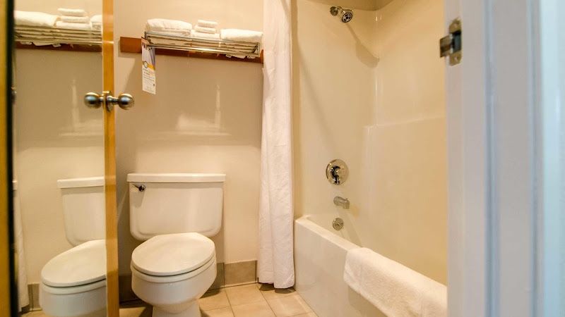 Photo of Cottage Grove Inn