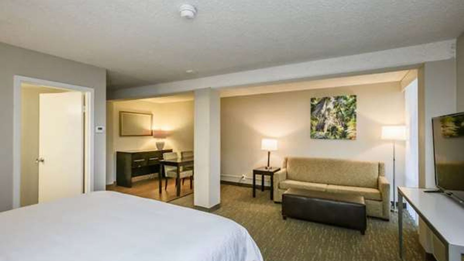 Photo of Wyndham Garden Fresno Yosemite Airport