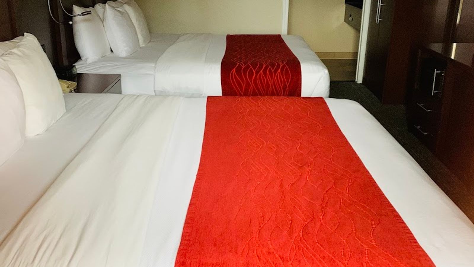 Photo of Comfort Inn & Suites