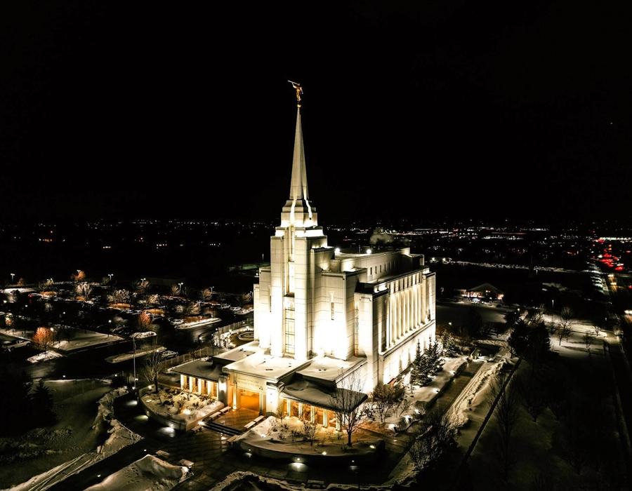 An aerial view of Rexburg Idaho Temple at night