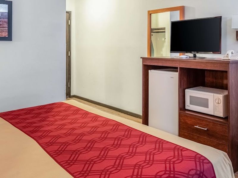 Photo of Econo Lodge