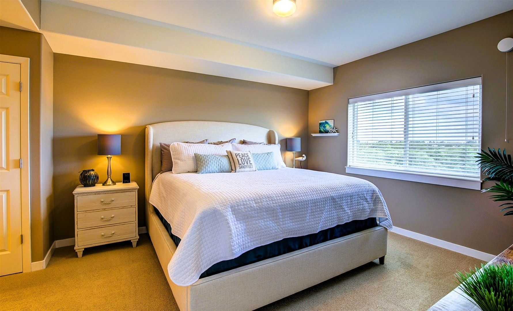 Photo of Oyhut Bay Seaside Resort - Condo 405 Siren's Serenity Condominium - Bedroom, King Bed