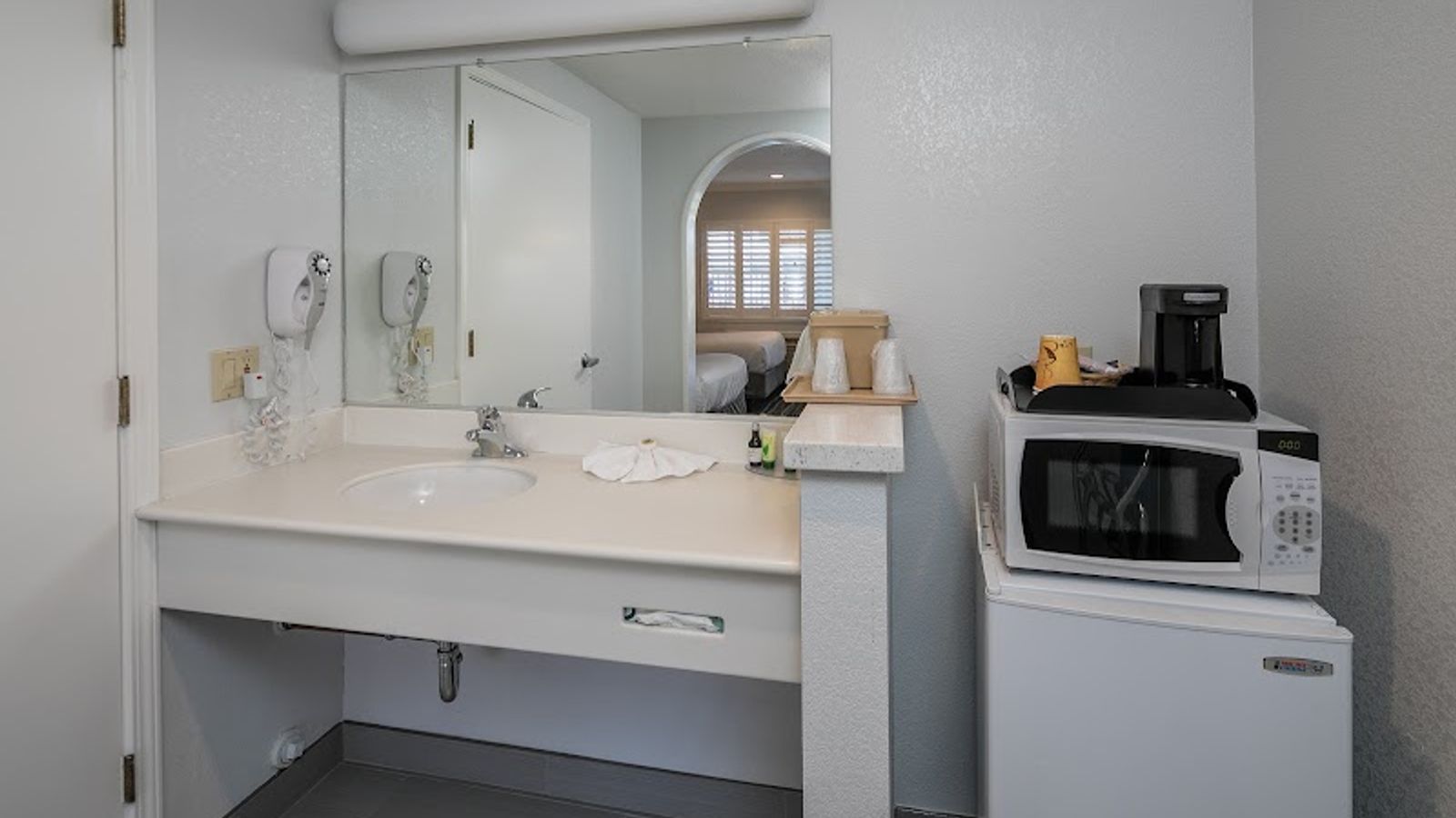 Photo of Redwood Creek Inn