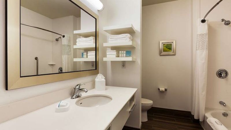 Photo of Hampton Inn & Suites Portland/Hillsboro-Evergreen Park