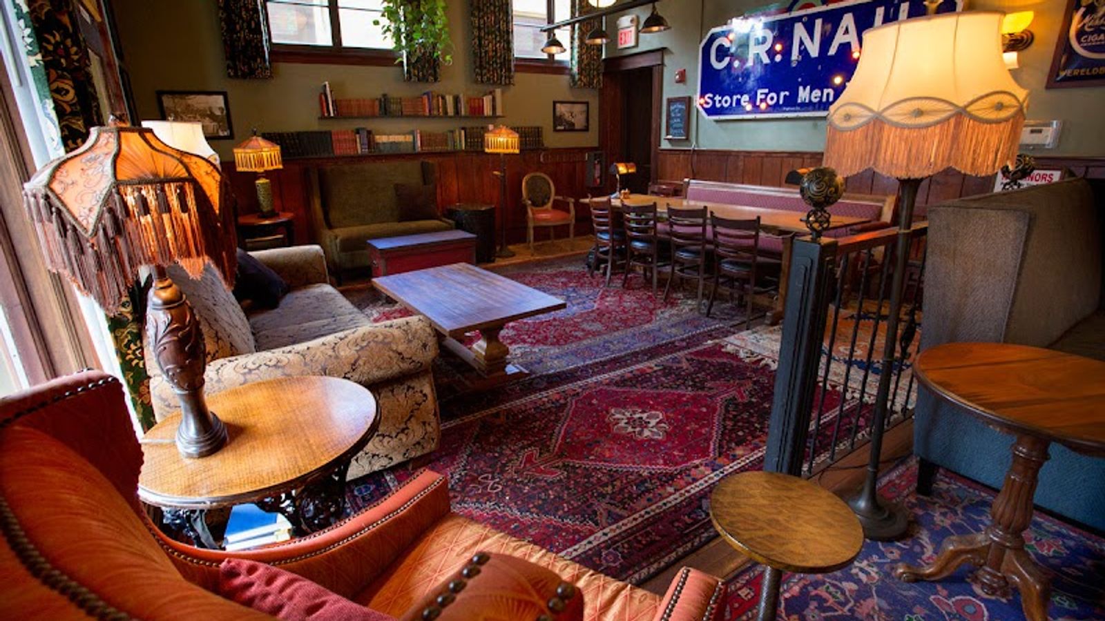 Photo of McMenamins Hotel Oregon