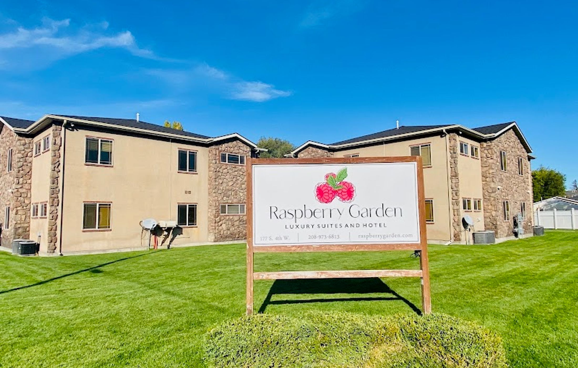 The Raspberry Garden Luxury Hotel & Suites