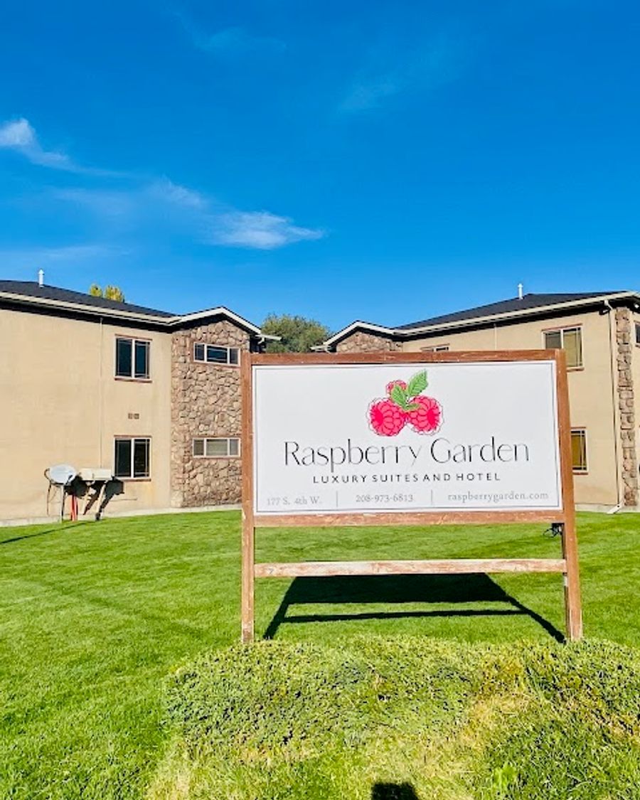 The Raspberry Garden Luxury Hotel & Suites