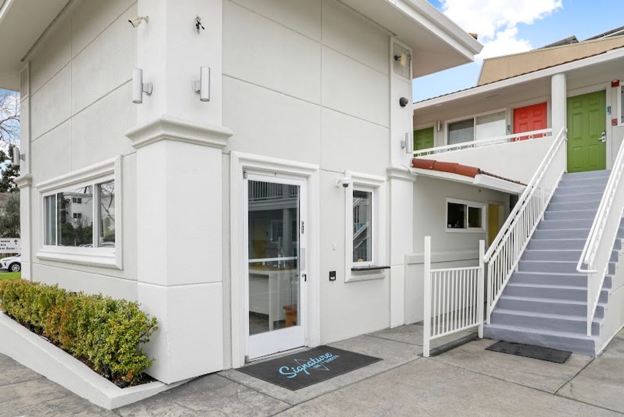 Photo of Signature Inn Berkeley