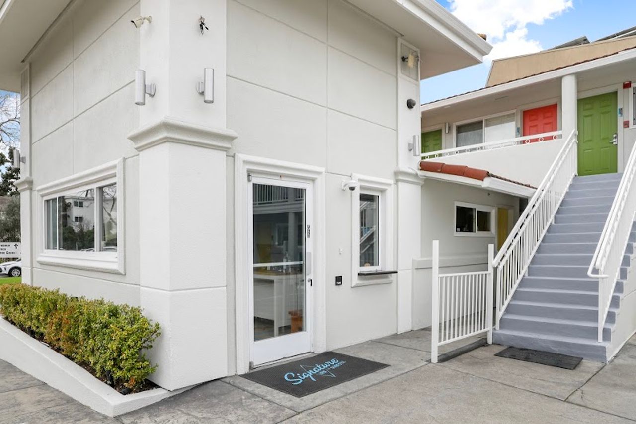 Photo of Signature Inn Berkeley