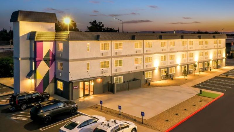 Spark by Hilton Modesto