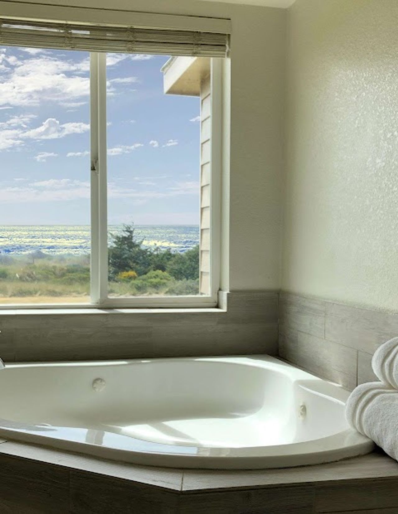 Photo of SureStay Plus by Best Western Gold Beach