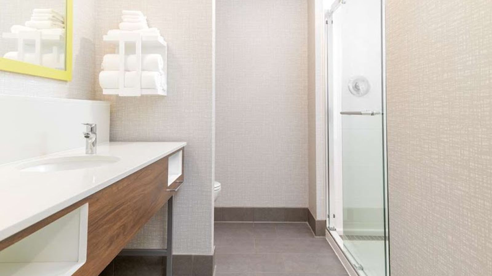 Photo of Hampton Inn & Suites Santa Rosa Sonoma Wine Country