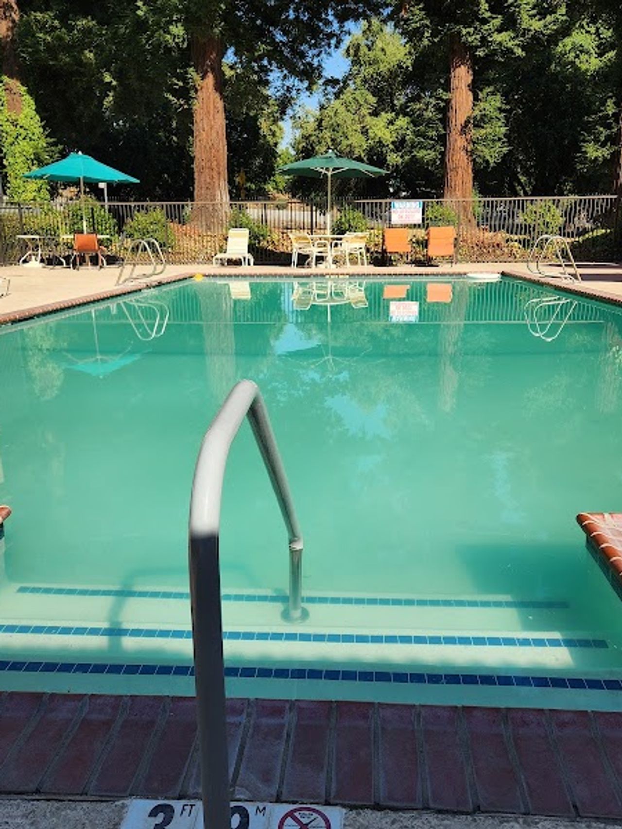 Photo of Howard Johnson by Wyndham Sacramento Downtown
