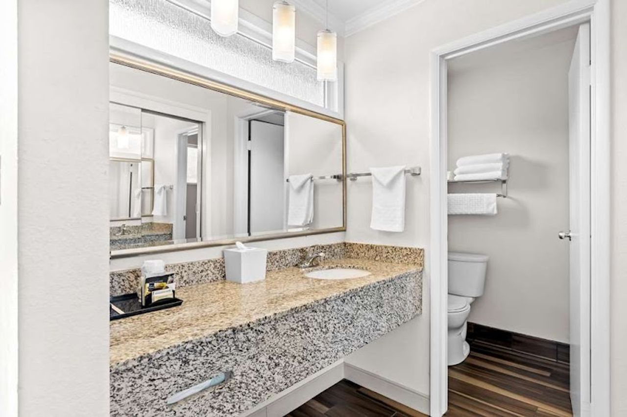 Photo of Best Western Garden Inn