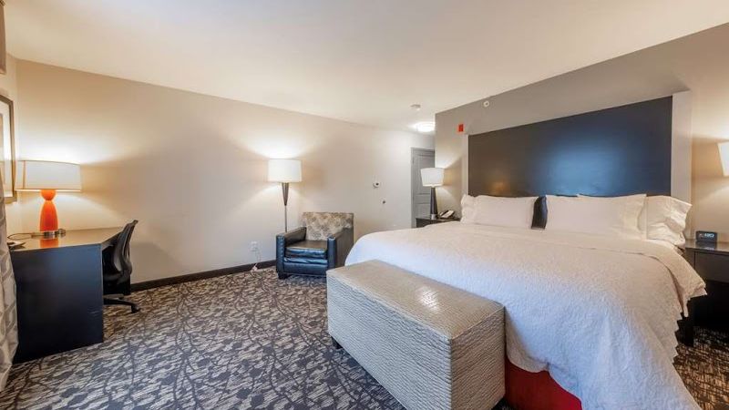 Photo of Hampton Inn & Suites DuPont