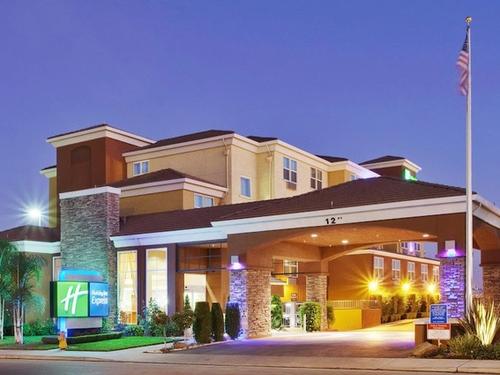 Holiday Inn Express West Sacramento - Capitol Area, an IHG Hotel
