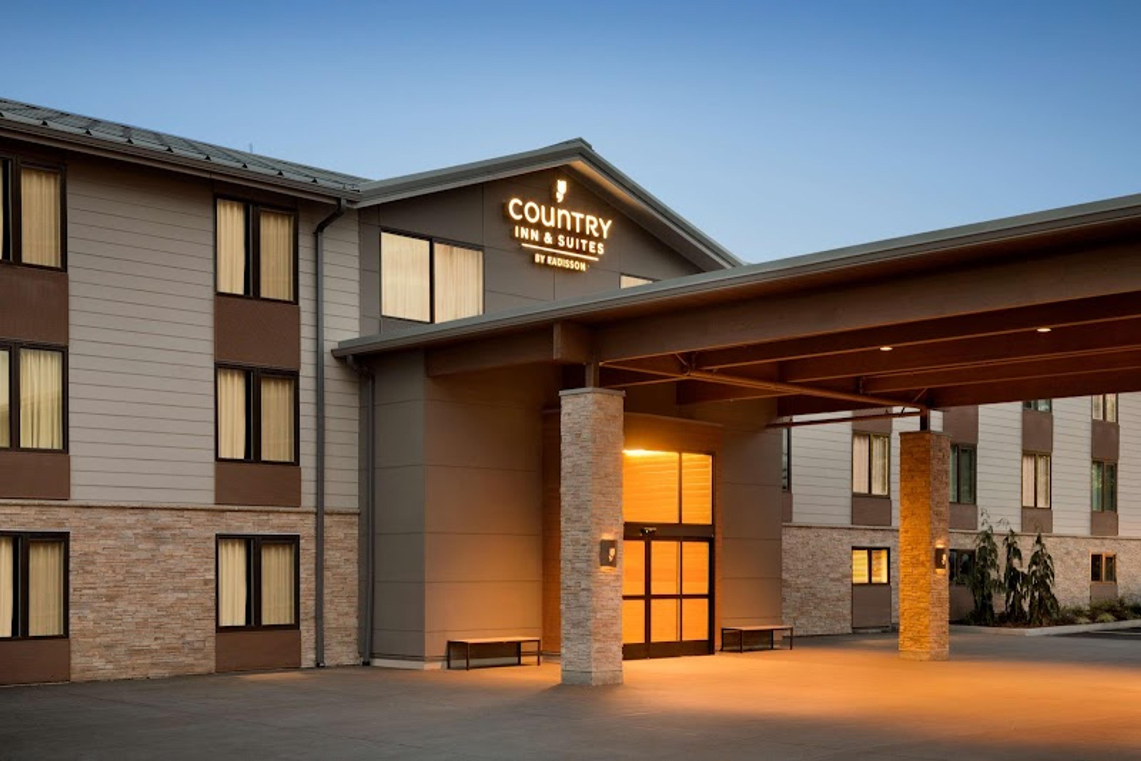 Country Inn & Suites by Radisson, Seattle-Tacoma International Airport, WA