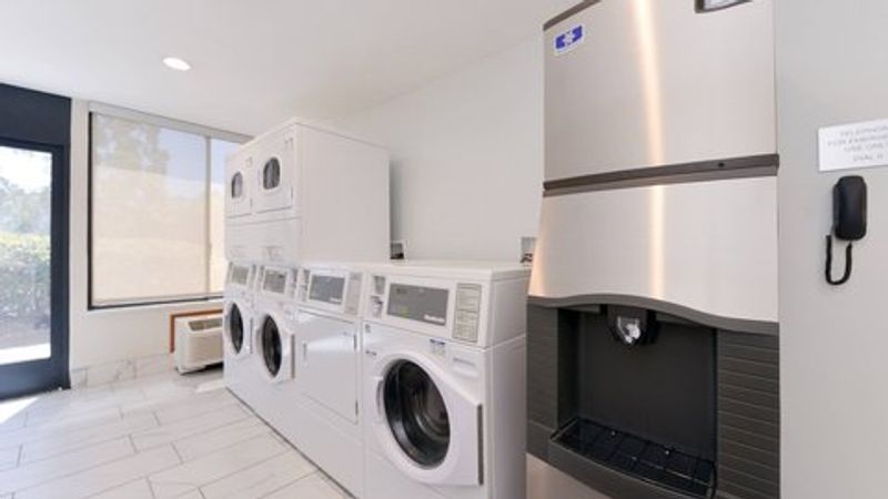 Photo of Fairfield Inn & Suites Bakersfield Central