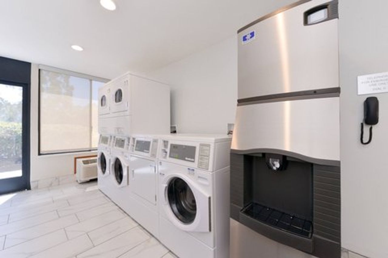 Photo of Fairfield Inn & Suites Bakersfield Central