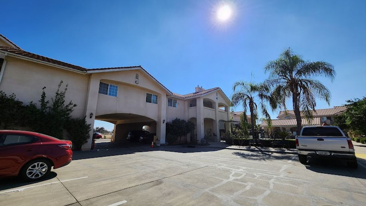 Photo of Garden Inn and Suites