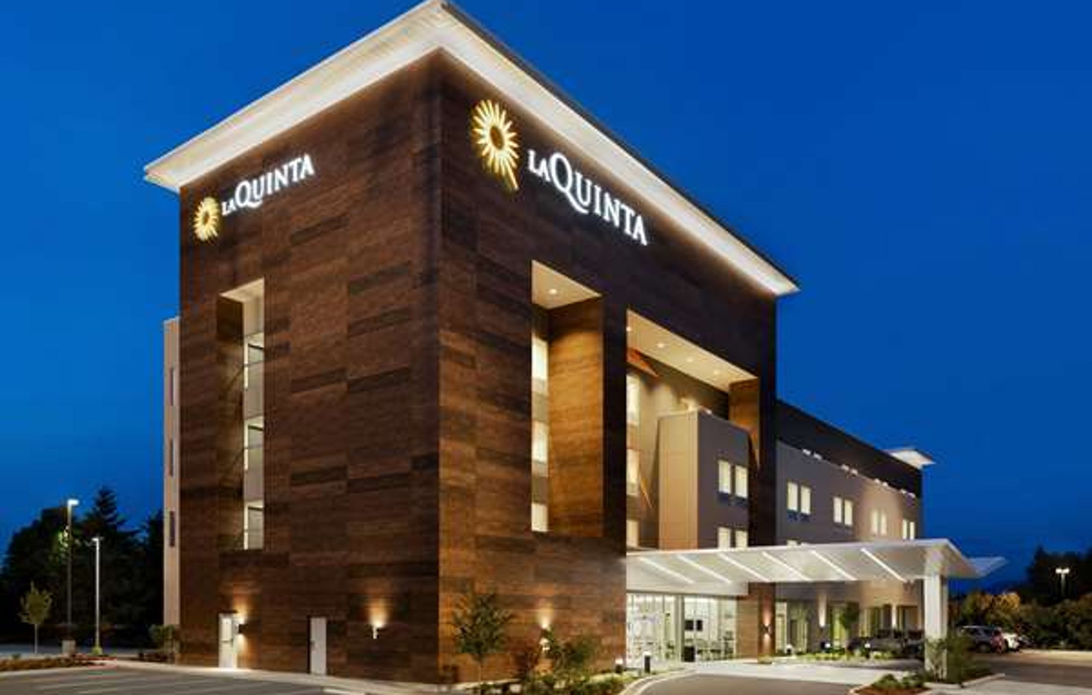 La Quinta Inn & Suites by Wyndham Burlington