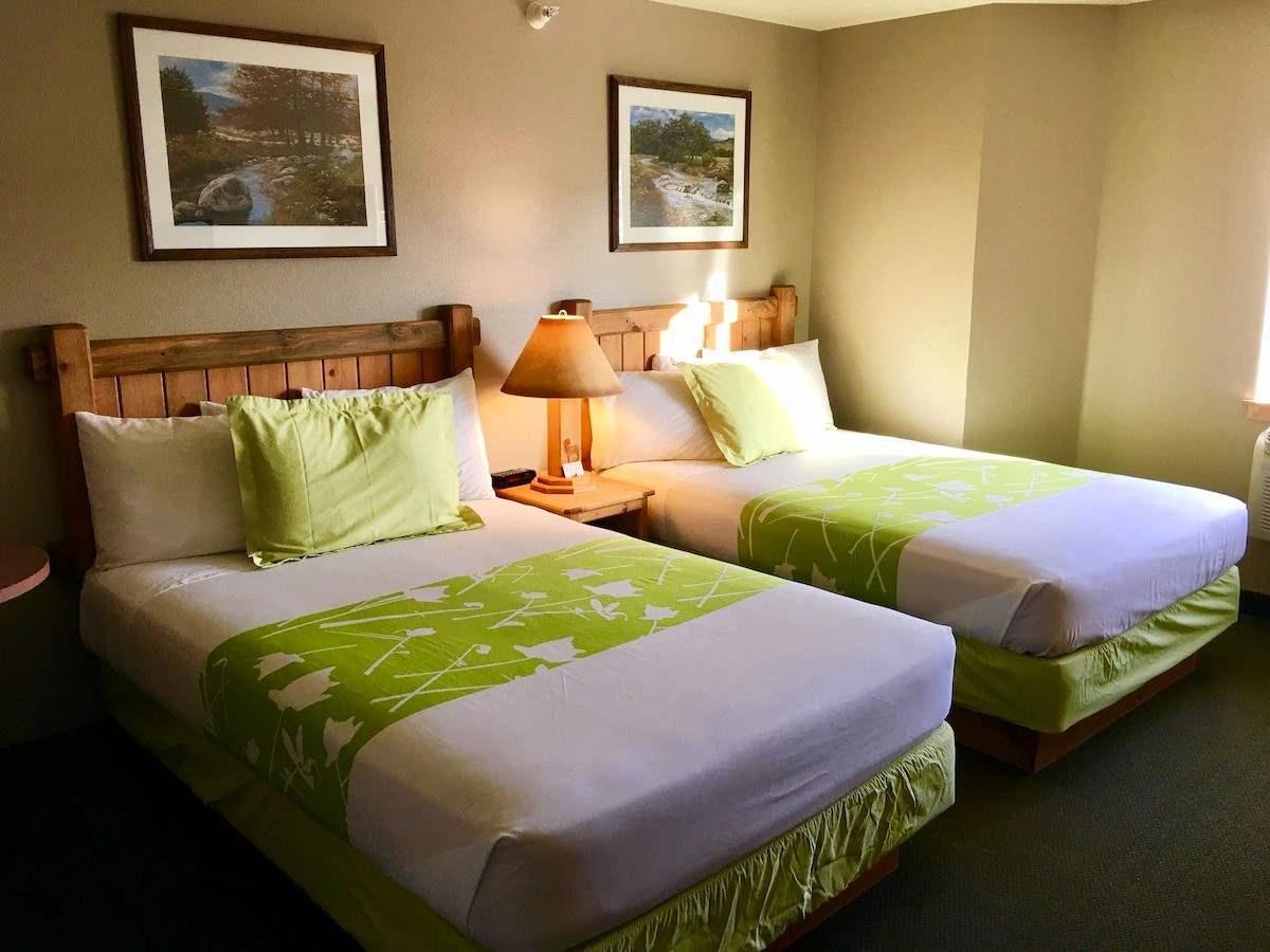 Boulder Creek Inn - Room, 2 Queen Beds