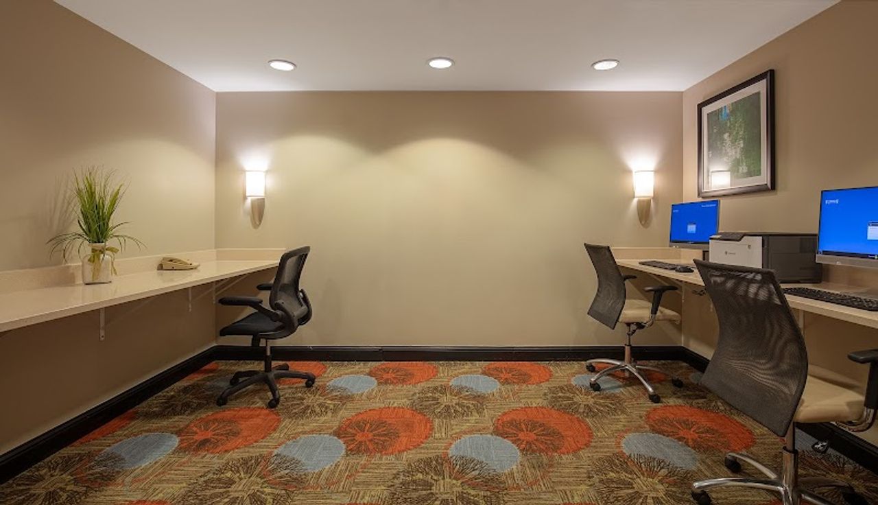 Photo of Staybridge Suites Fairfield Napa Valley Area, an IHG Hotel