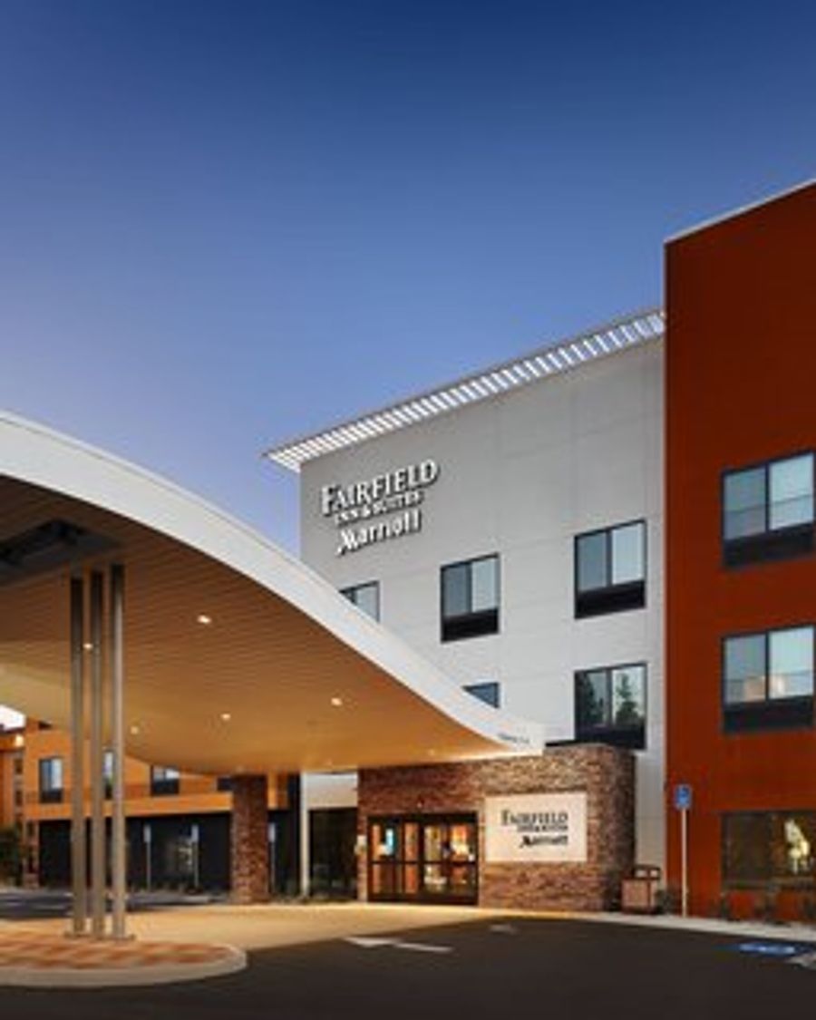 Fairfield Inn & Suites Fresno Yosemite International Airport