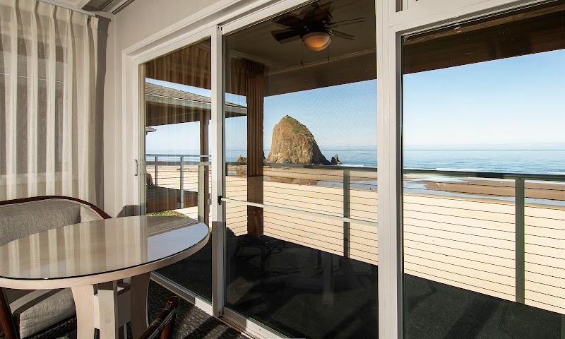 Photo of Hallmark Resort & Spa Cannon Beach