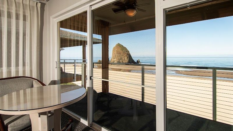 Photo of Hallmark Resort & Spa Cannon Beach