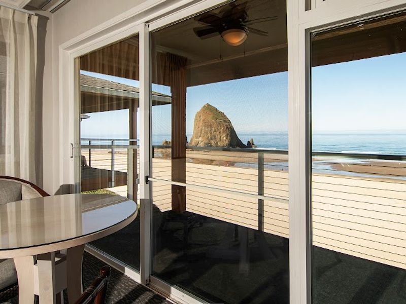 Photo of Hallmark Resort & Spa Cannon Beach